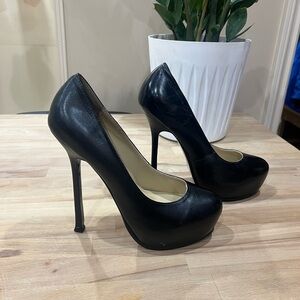 Vintage YSL Yves Saint Laurent Black Vernigolf Tribtoo 105 Pump Size 38/7.5